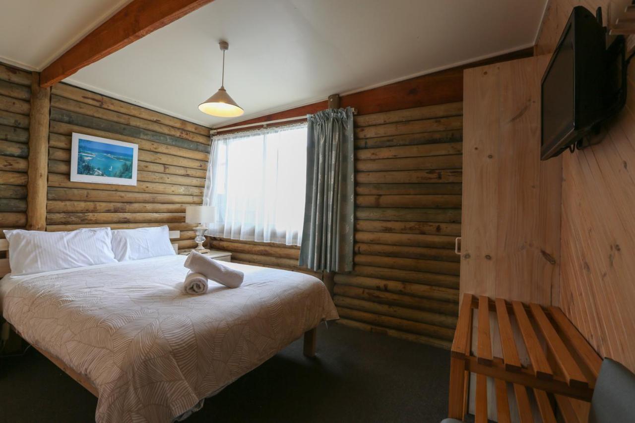 Lazy Acre Log Cabins 엔트런스호수 외부 사진